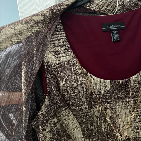 R&M Richards Burgundy and Cream Jacket - Picture 2 of 6